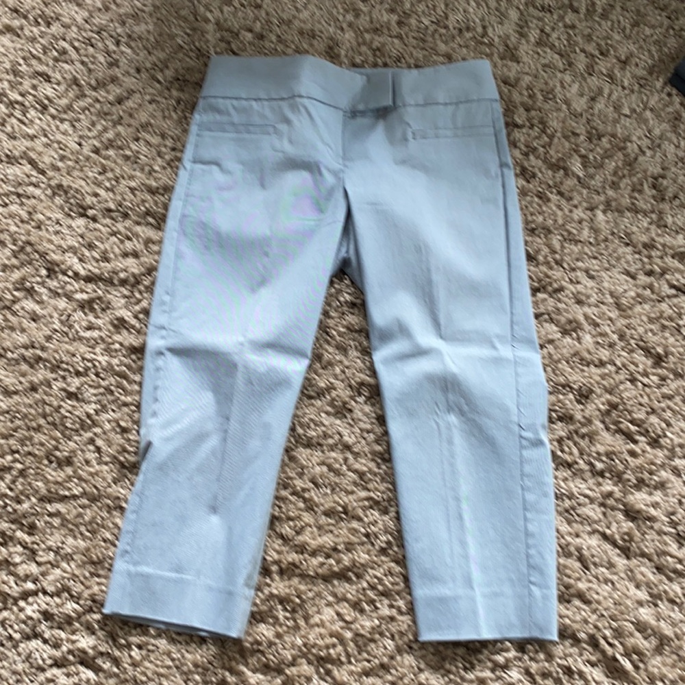 The limited exact stretch Women’s cropped pants
